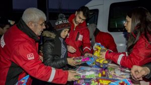 Mardin'den Depremzede çocuklara oyuncak gönderildi