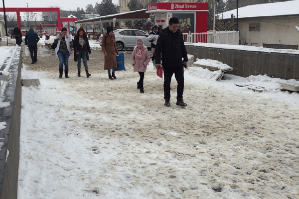 Diyarbakır buz tuttu!