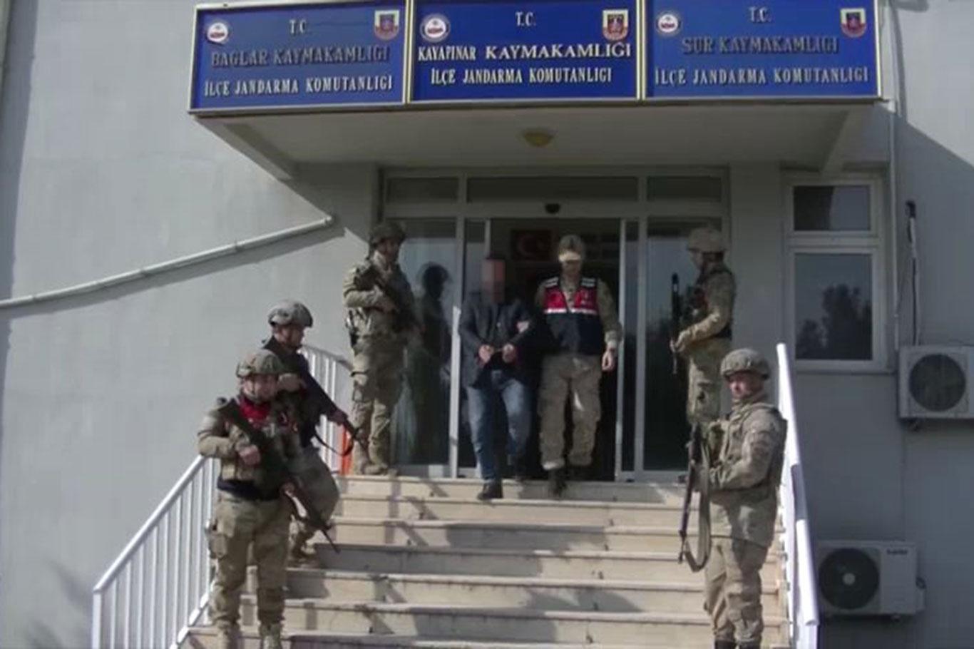 Diyarbakır’da PKK’lilere ilaç temin eden bir kişi tutuklandı