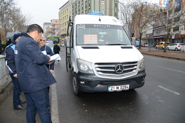 TOPLU TAŞIMA ARAÇLARI DENETLENDİ