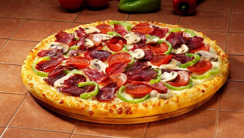 Evde Pizza Tarifi