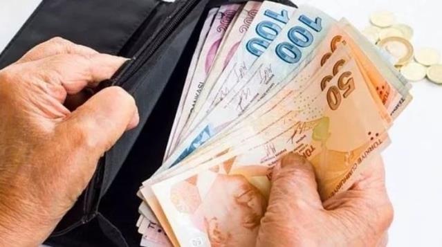Memur ve Emeklilere Zam Müjdesi