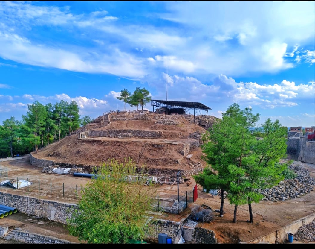 Gizligöl; “Diyarbakır 10 bin yıl önce 3-5 toprak çadır ile kuruldu”