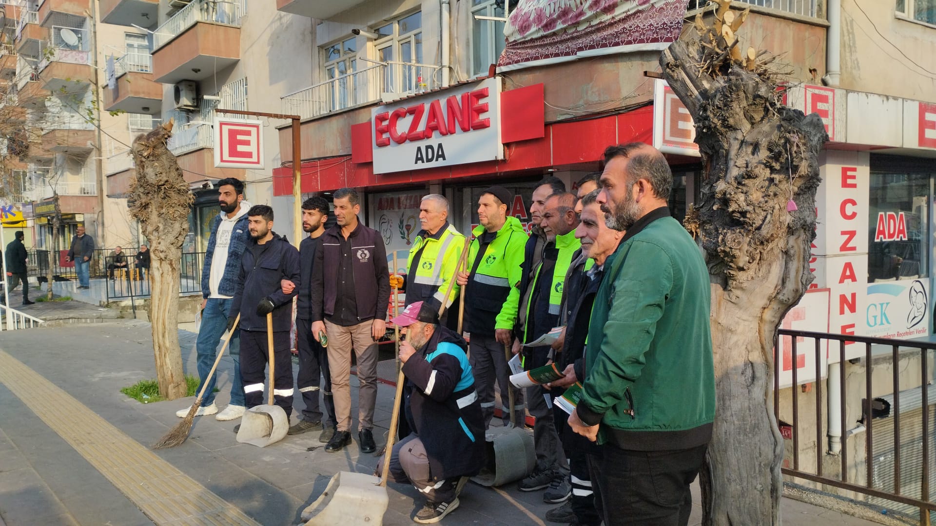 VİDEO-Diyarbakır’da “Daha Temiz Bir Bağlar” çalışması