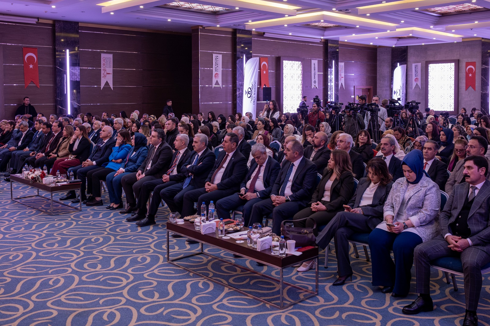 Eşbaşkan Bucak: Diyarbakır’ın geleceğini kadınlarla birlikte kuracağız