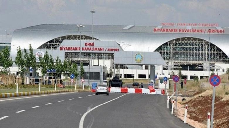Diyarbakır Havalimanı’nda Işık Krizi!