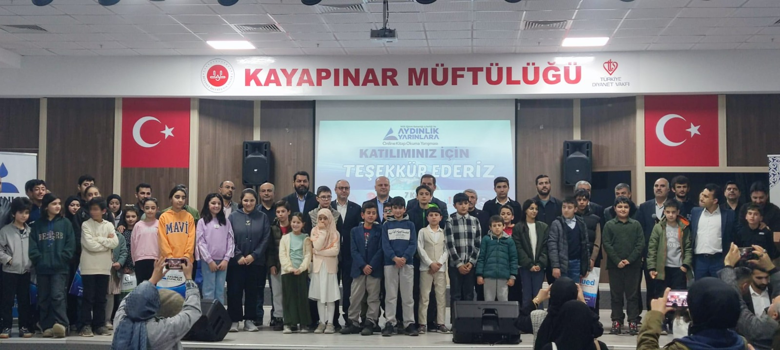 “Aydınlık Yarınlara” kitap okuma yarışması sonuçlandı; Birinciler Diyarbakır’dan!